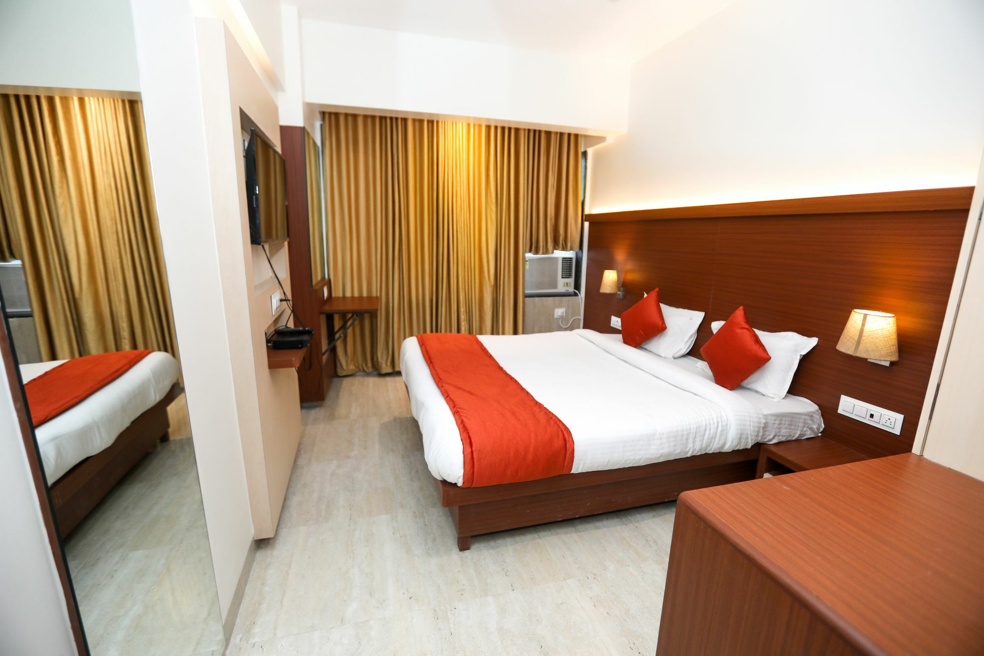 Hotel Spring Inn Βομβάη Εξωτερικό φωτογραφία