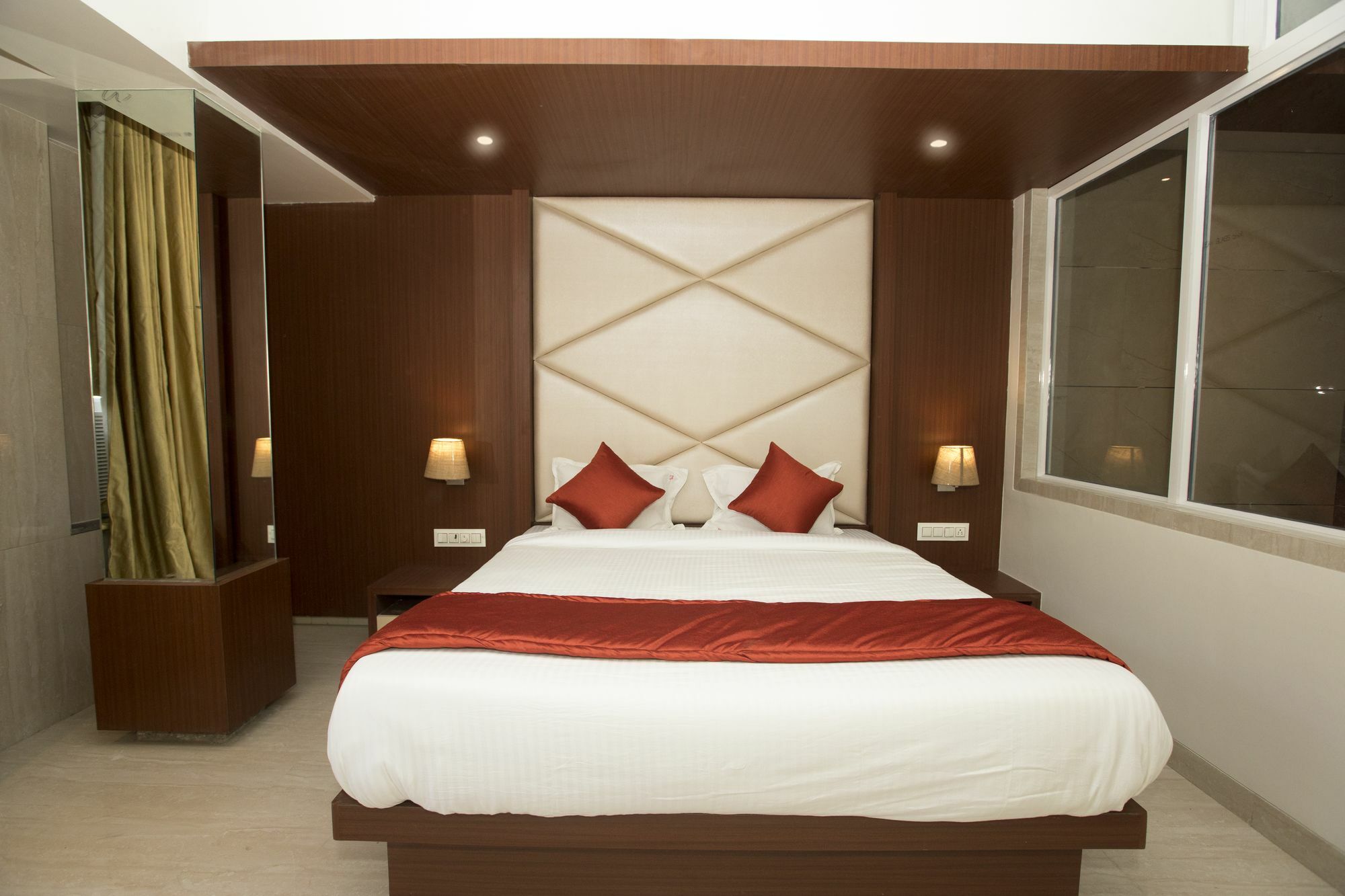 Hotel Spring Inn Βομβάη Εξωτερικό φωτογραφία