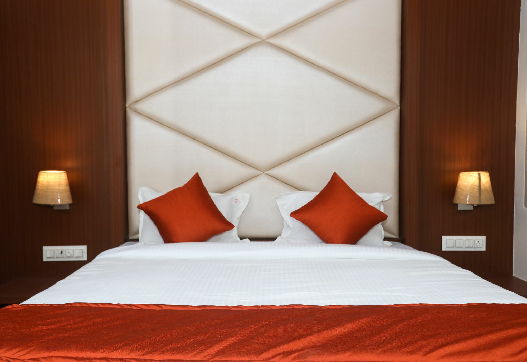 Hotel Spring Inn Βομβάη Εξωτερικό φωτογραφία